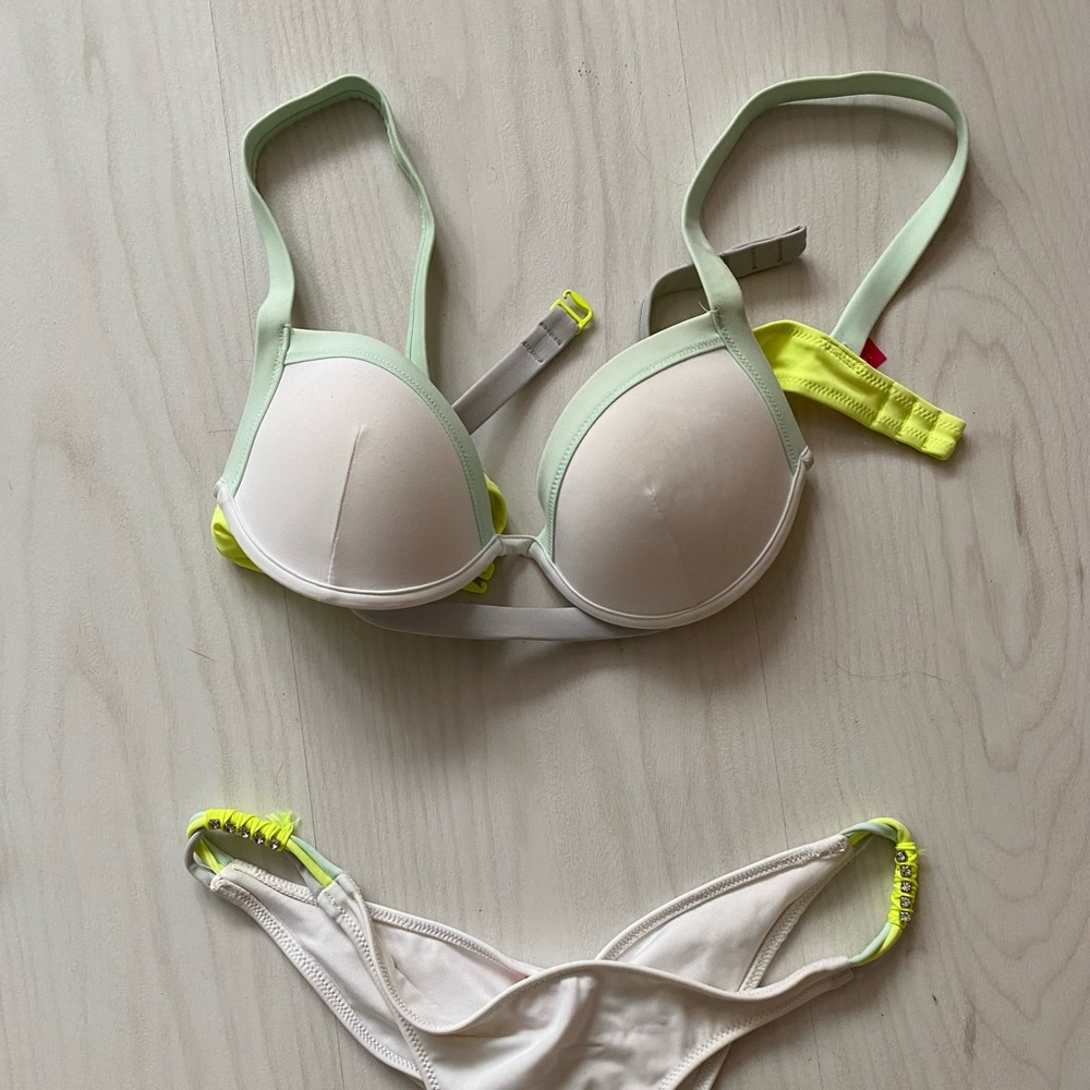 Bikini